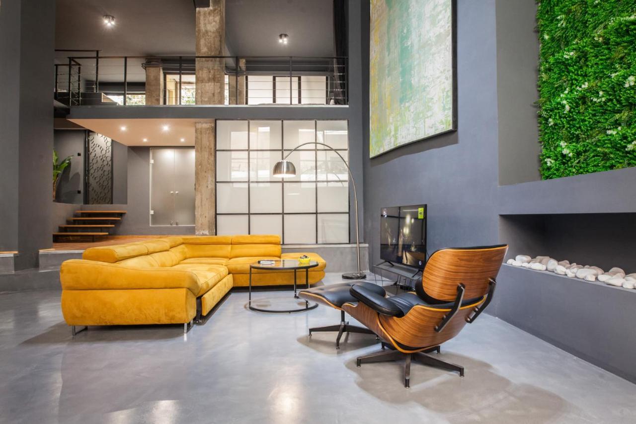 Trendy Industrial Apt Next To Museum Of Acropolis Athen Eksteriør billede