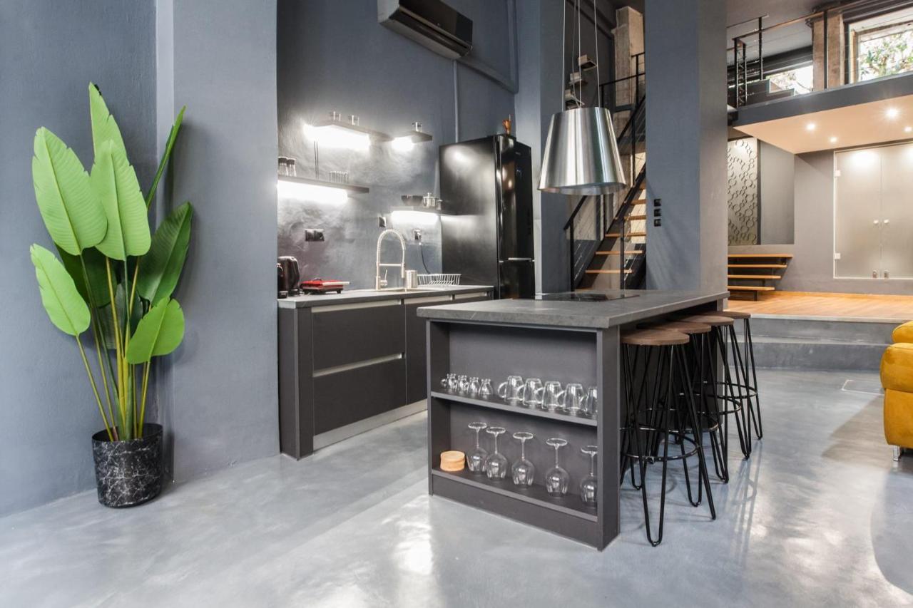 Trendy Industrial Apt Next To Museum Of Acropolis Athen Eksteriør billede